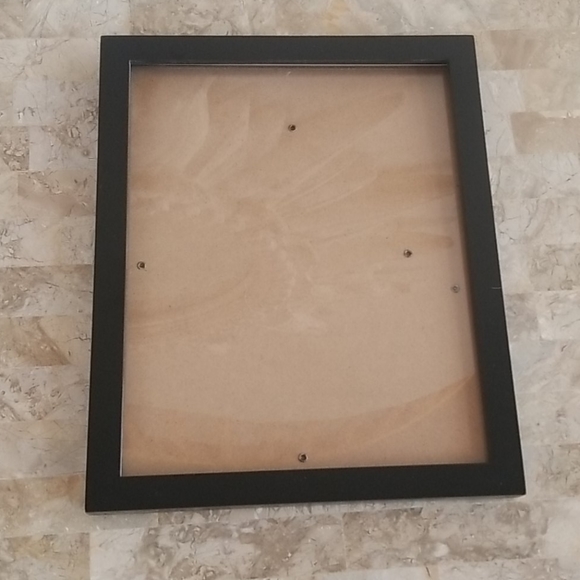 Black Frame - Picture 1 of 3